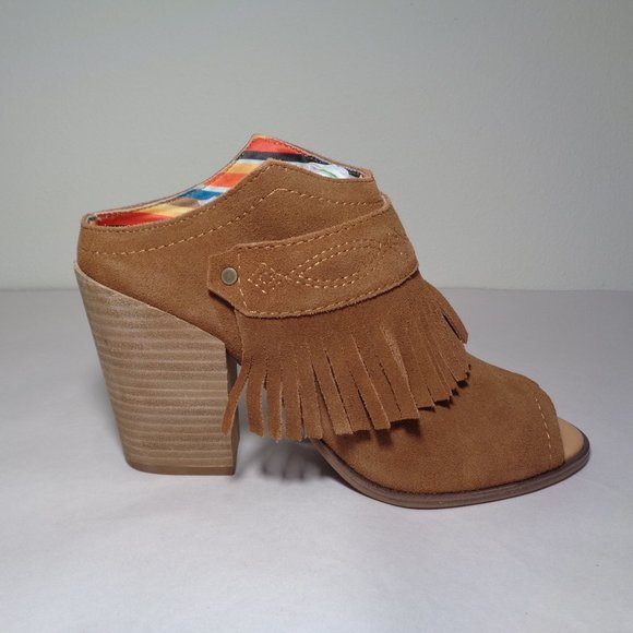 Dingo Size 7.5 M SHAKER Whiskey Suede New Bootie - Picture 2 of 13